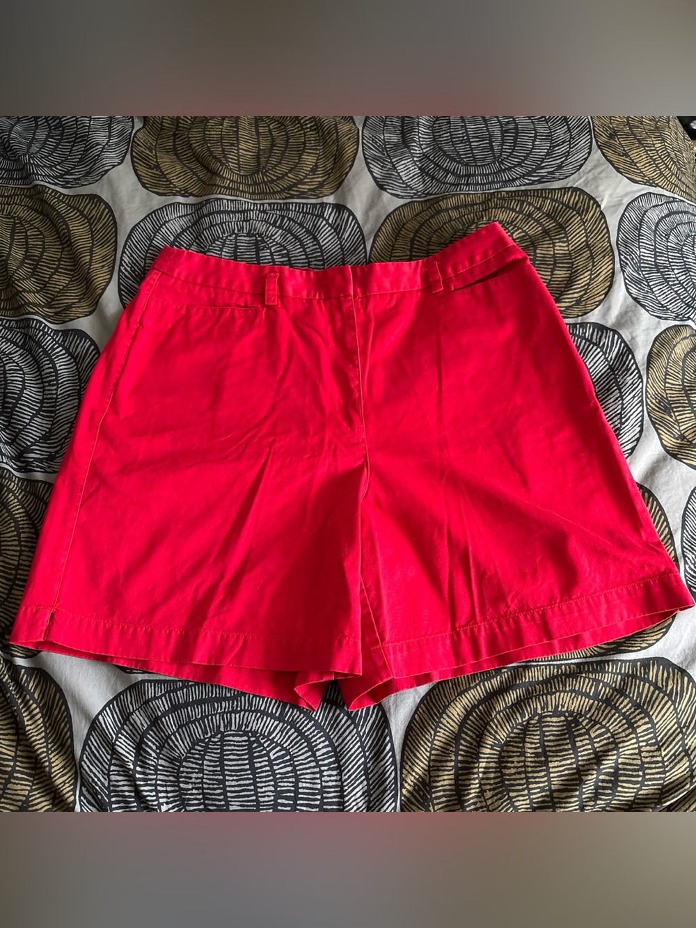 LIZSPORT BY LIZ CLAIBORNE HIGH WAIST RED MOM SHORTS